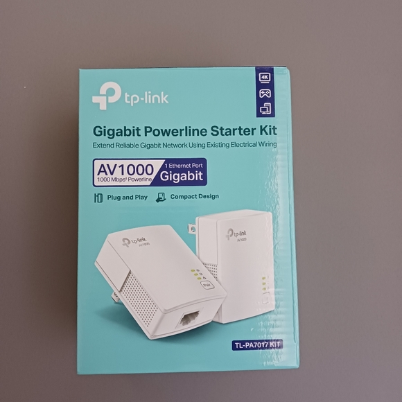 TP Link AV1000 Gigabit Powerline Ethernet Adapter Kit - Picture 4 of 7
